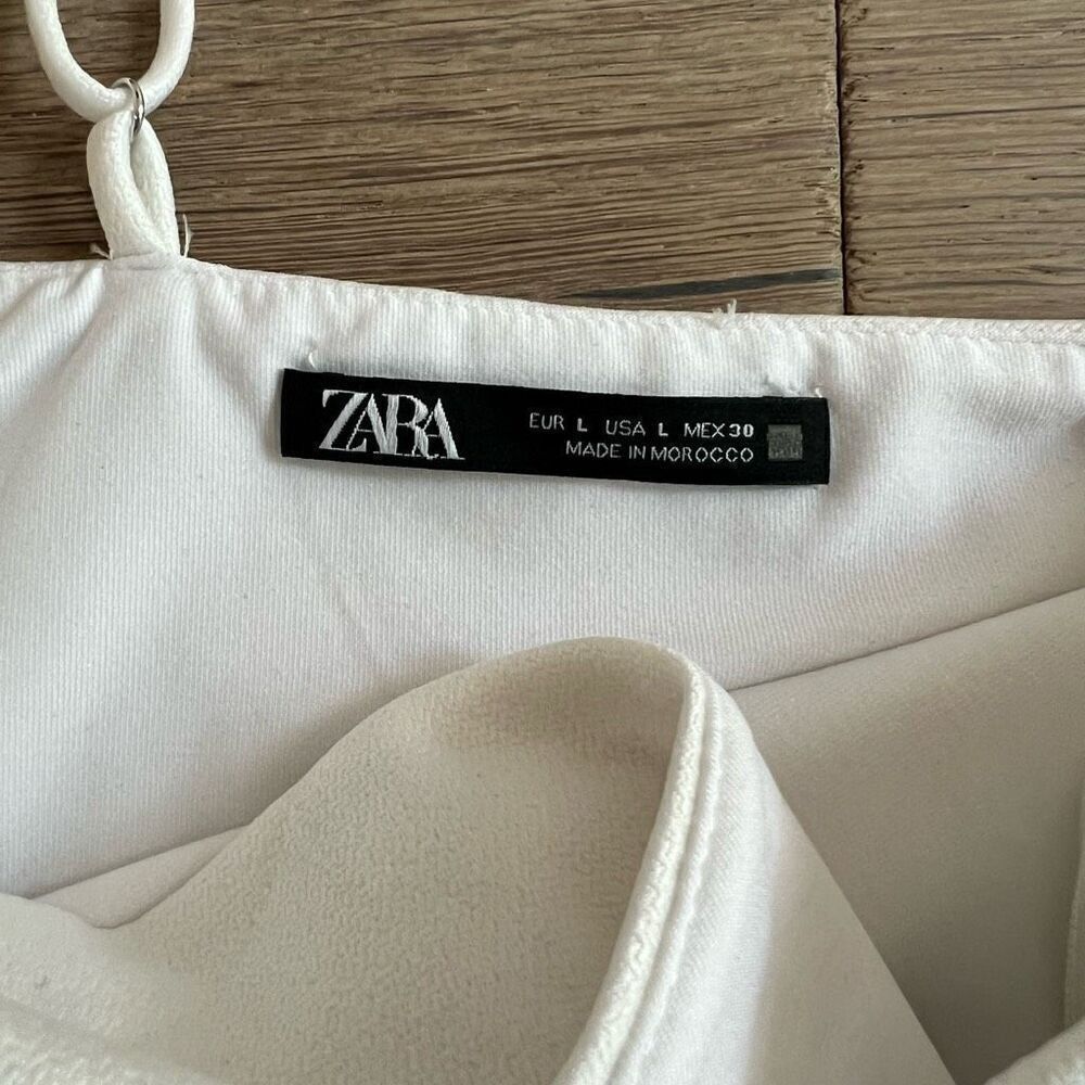 Zara Women's White Sleeveless Asymmetrical Cut-Out Cropped Tank Top Size Large - Picture 3 of 7